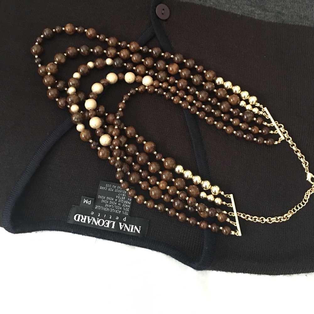 Trendy jewelry chocolate and gold tone!
